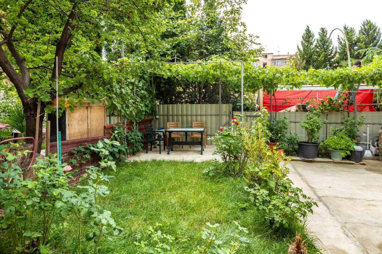 Tamo'S Sweet Home Tbilisi Exterior photo